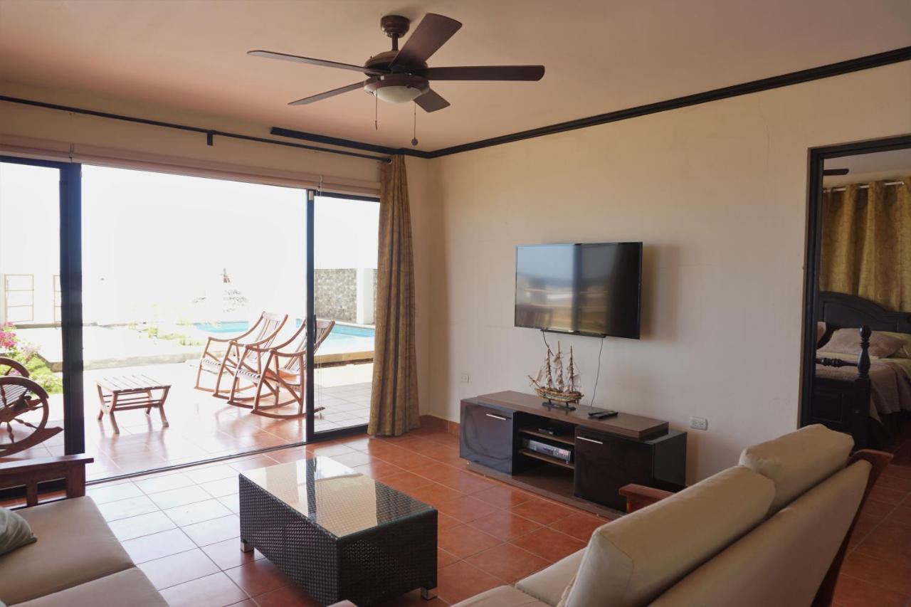 Amahula Beach House, Pool And Surf Salinas Exterior photo
