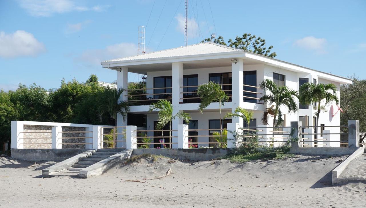 Amahula Beach House, Pool And Surf Salinas Exterior photo